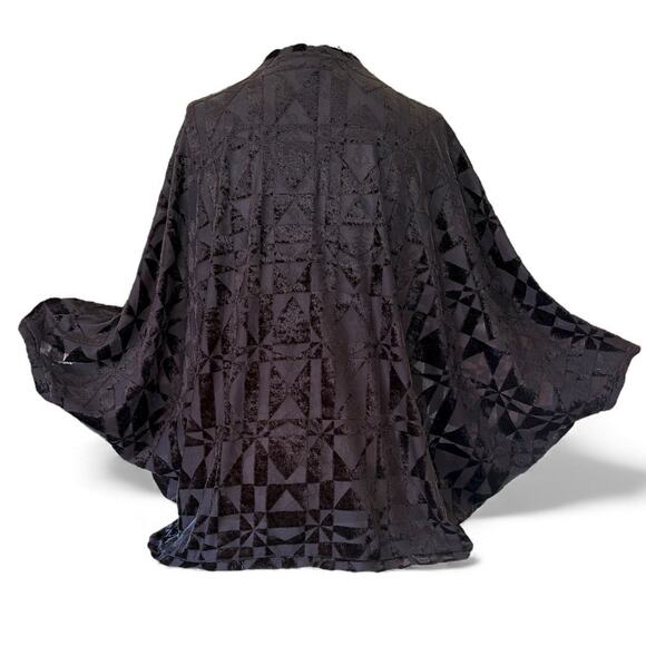 IN Studio Vintage Black Velvet Shrug Kimono Burnout size XL - Picture 5 of 9